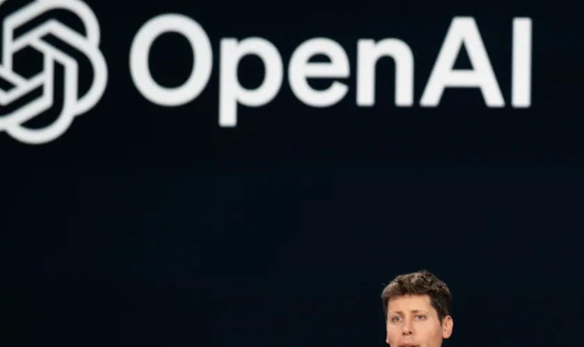 OpenAI vise 2028 : l'IA capable de mener des recherches scientifiques sans intervention humaine.
