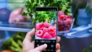 Galaxy S26 Ultra : Le « Privacy Display » va-t-il rendre vos messages invisibles aux curieux ?