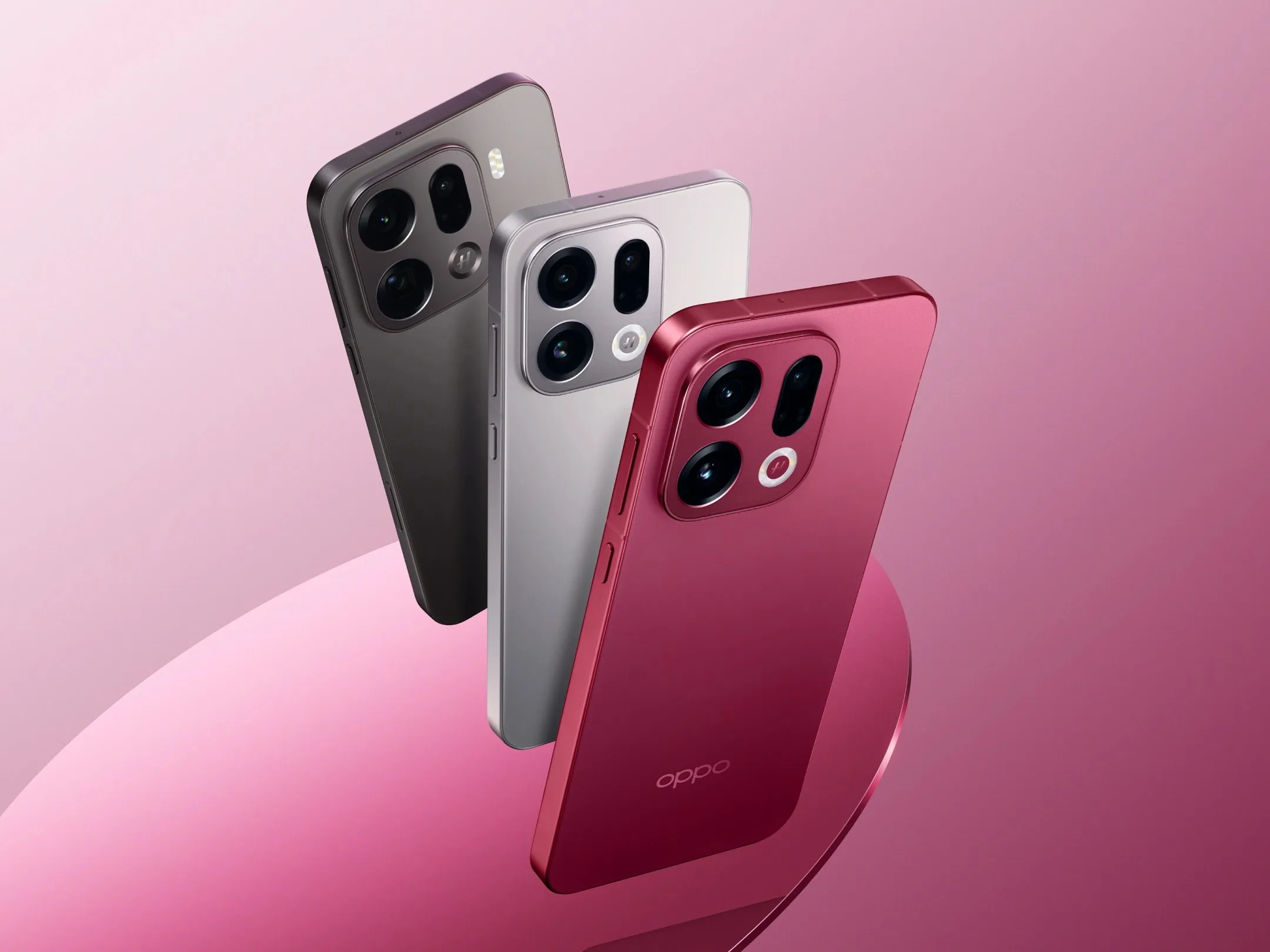 OPPO Find X9 launches in Europe: €999 for a flagship with 7,025 mAh battery 06 OPPO Find X9 Pro Titanium Cha