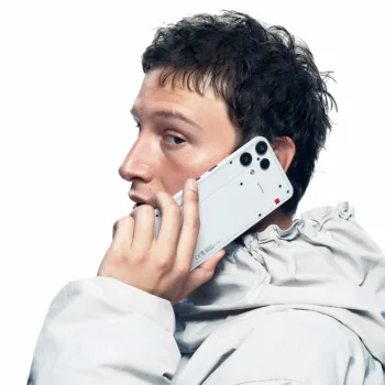 Nothing Phone (3a) Lite : le retour des Glyph Lights (mais un seul) à 249 €