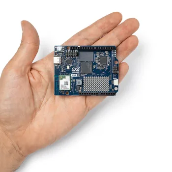 Arduino Uno Q : Le nouveau « cerveau » double processeur qui révolutionne l’IA et la robotique embarquée