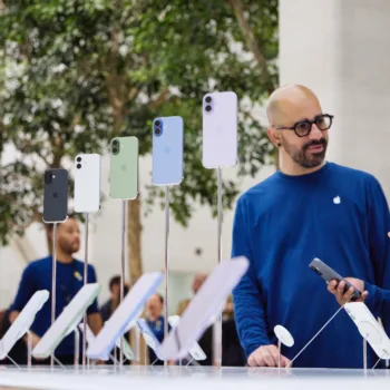 iPhone 20 : Apple prépare la fin des boutons physiques avec le retour haptique ultrasonique