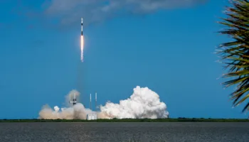 SpaceX dépasse les 10 000 satellites Starlink lancés en orbite 51 SpaceX dépasse les 10 000 satellites Starlink lancés en orbite