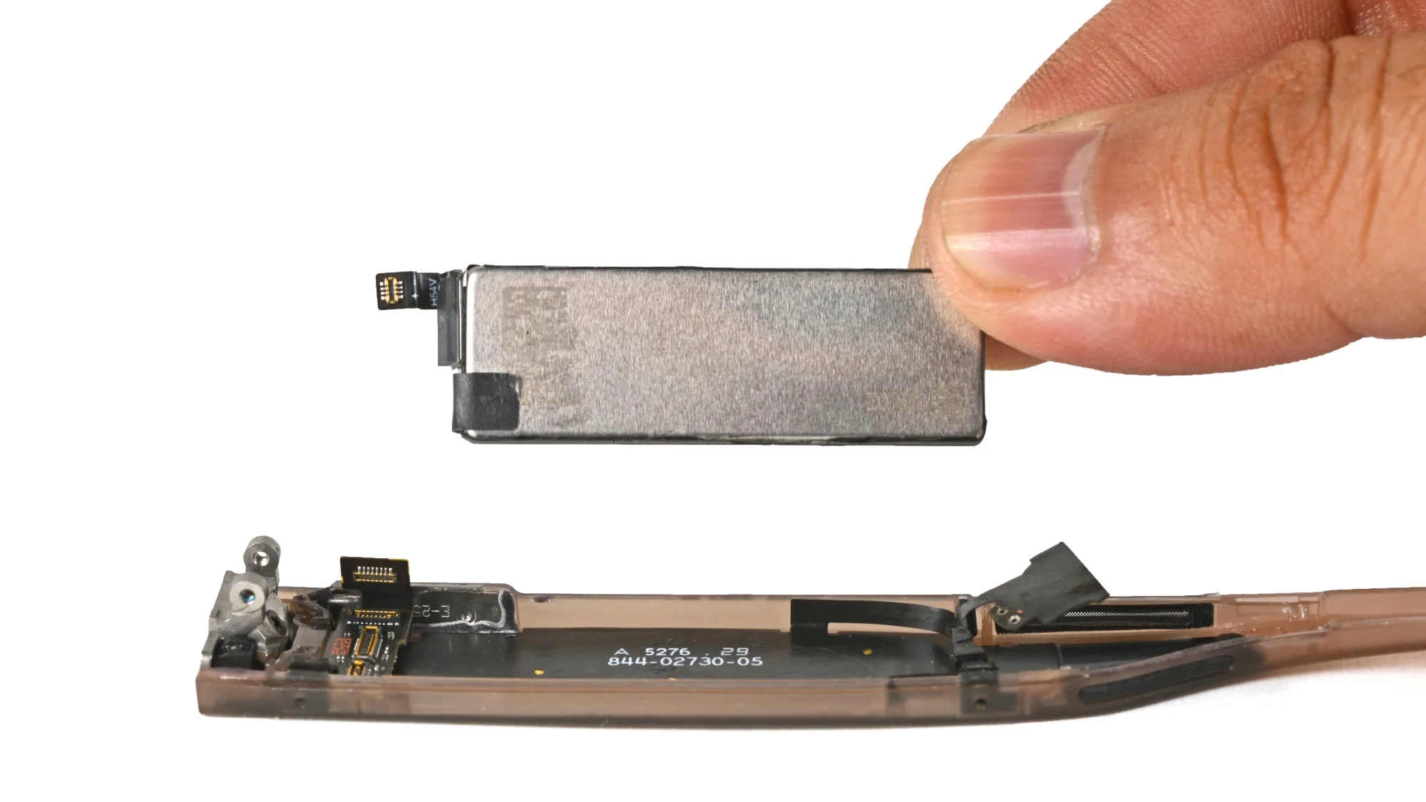 iFixit démonte les lunettes Ray-Ban Display de Meta : un bijou d’optique impossible à réparer 84 Meta Glasses 117