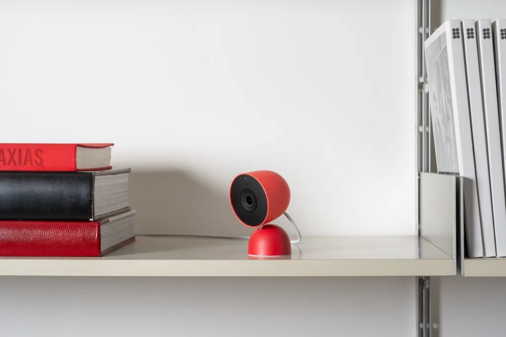Nest Cam et Doorbell 2K HDR : Meilleure image, moins de faux mouvements grâce à Gemini 56 Nest Cam Indoor Berry 1