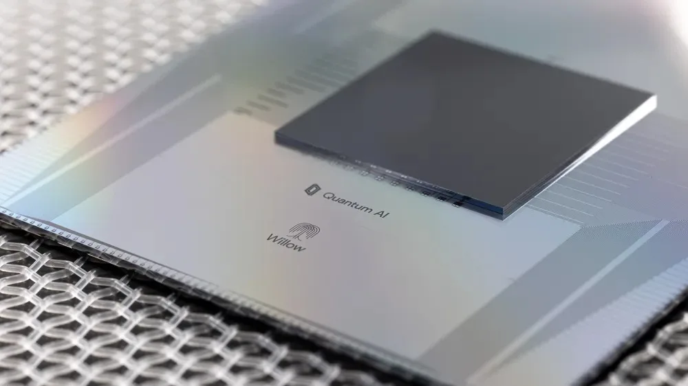 Google franchit un cap avec Willow, sa puce quantique de 105 qubits 50 QuantumWIllow Chip.width 1000.fo