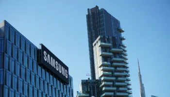 Samsung reste numéro 1 mondial du smartphone au T3 2025, devant Apple et Xiaomi