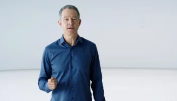 Apple réorganise ses équipes : Eddy Cue prend la santé, Federighi le logiciel, Ternus le hardware