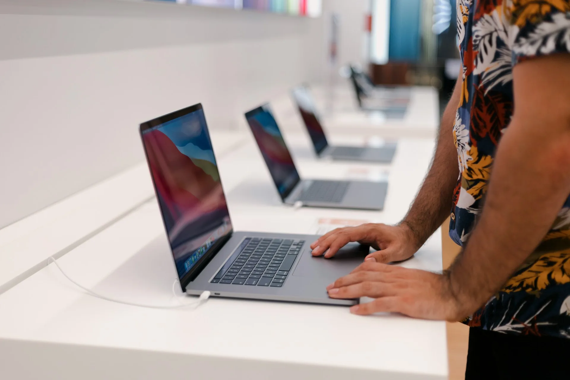 Apple Mac bondit de +14,9 % : La croissance du marché PC accélère, mais Lenovo reste numéro un