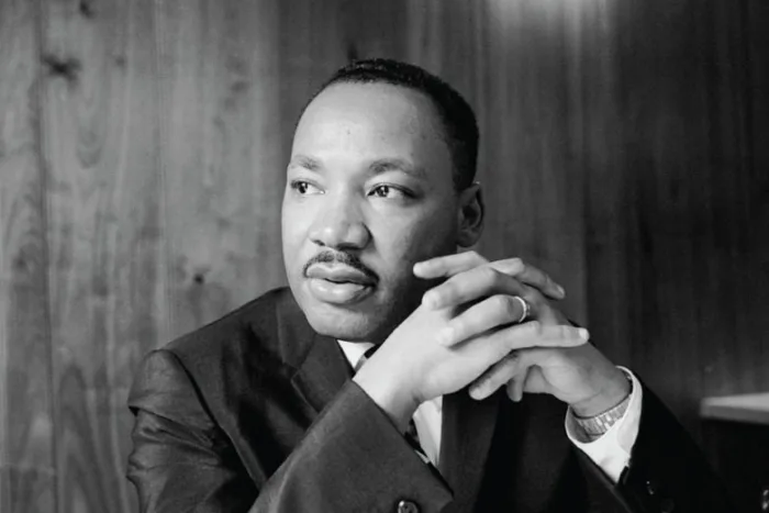 OpenAI suspend les vidéos IA de Martin Luther King Jr. après des dérives sur Sora
