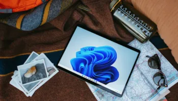 Windows 10 arrive à sa fin : le marché du PC bondit de 9,4 % en 2025 avant la transition vers Windows 11