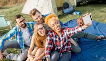 Ecoflow lance une batterie externe magnétique Qi2 avec pied intégré