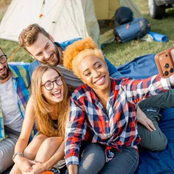 Ecoflow lance une batterie externe magnétique Qi2 avec pied intégré