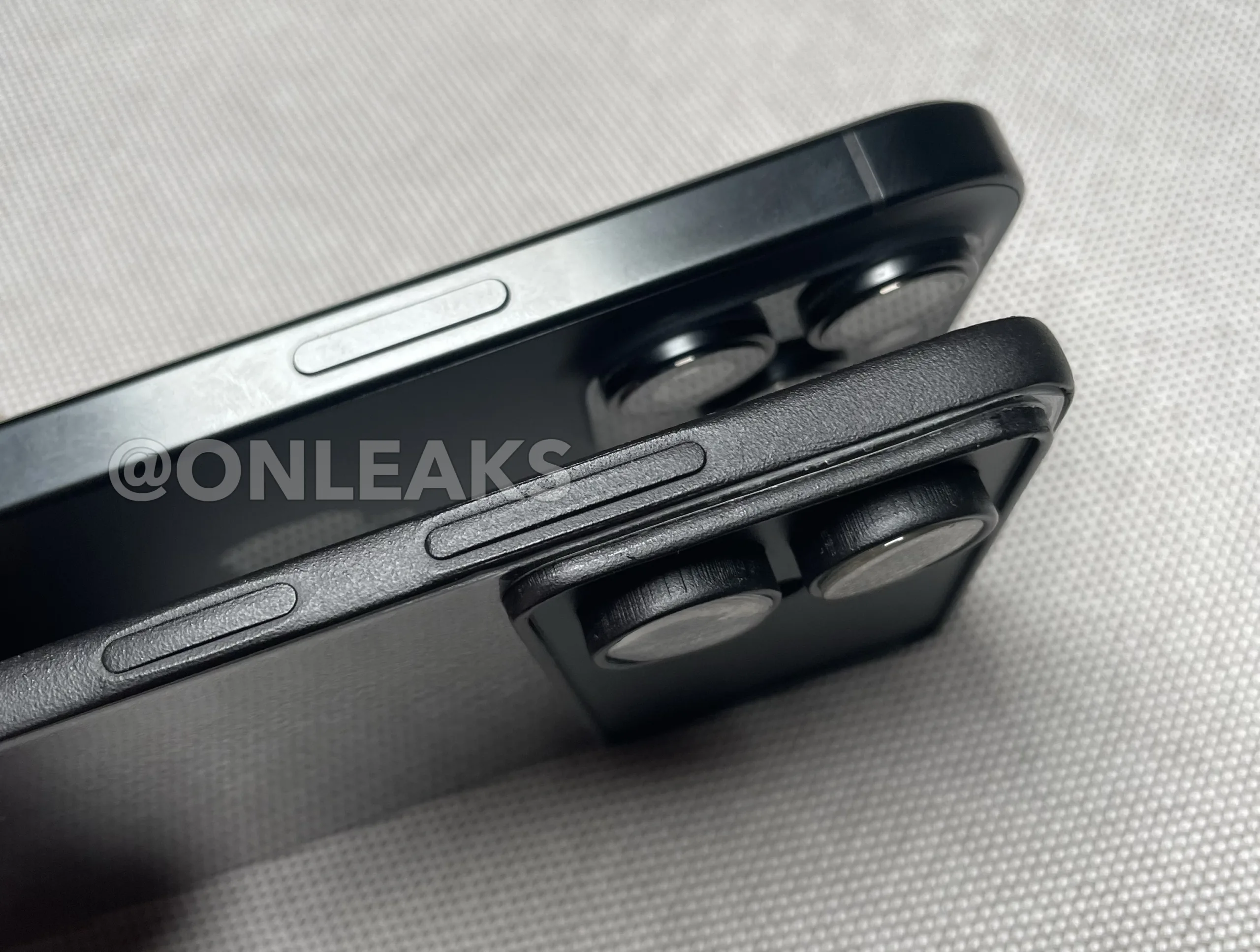 Galaxy S26 Edge est annulé : les maquettes montrent son design ultra-fin (5,5 mm) 49 Galaxy S26 Edge est annulé : les maquettes montrent son design ultra-fin (5,5 mm)