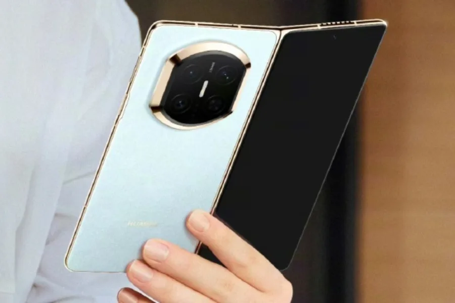 Huawei Mate X7 : le nouveau pliable haut de gamme se dévoile 70 Huawei Mate X7 Design