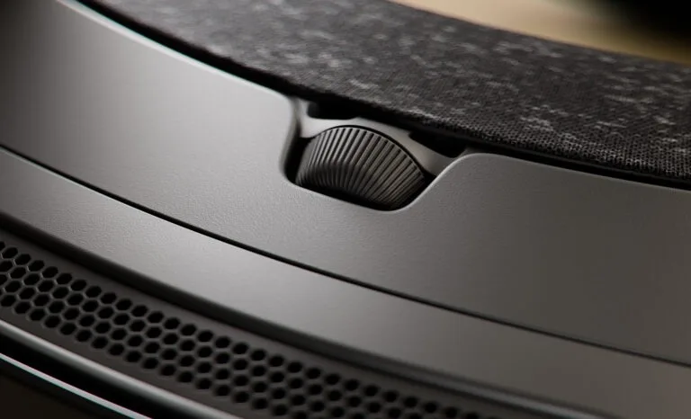 Valve lance le Steam Frame, son nouveau casque VR autonome et sans fil 66 SF headset opticalComfort 768x46 1