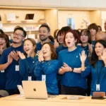 Apple Ginza opening day team mem