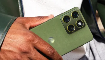 Moto X70 Air Pro : Motorola prépare un smartphone fin avec recharge 90 W et nouveau Snapdragon