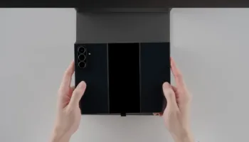 Galaxy Z TriFold : la vidéo d'unboxing confirme le chargeur 45 W dans la boîte