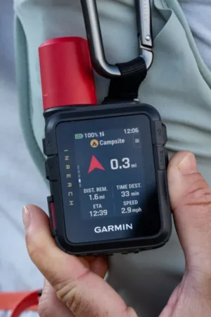 Garmin inReach Mini 3 Plus : le mini-communicateur satellite devient (vraiment) smart
