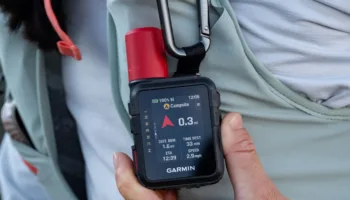 Garmin inReach Mini 3 Plus : le mini-communicateur satellite devient (vraiment) smart