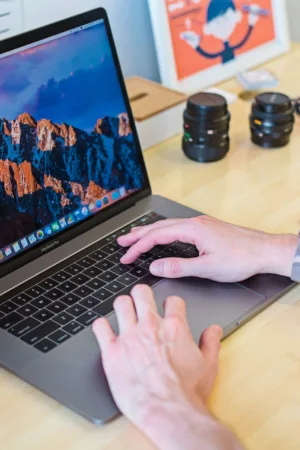 Apple préparerait deux nouveaux MacBook pour 2026 — dont un modèle d’entrée totalement inédit 56 Apple préparerait deux nouveaux MacBook pour 2026 — dont un modèle d’entrée totalement inédit