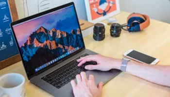 Apple préparerait deux nouveaux MacBook pour 2026 — dont un modèle d’entrée totalement inédit
