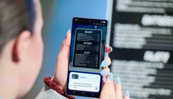 Galaxy S26 Ultra : Samsung veut enterrer les films de protection avec son écran « Privacy » natif