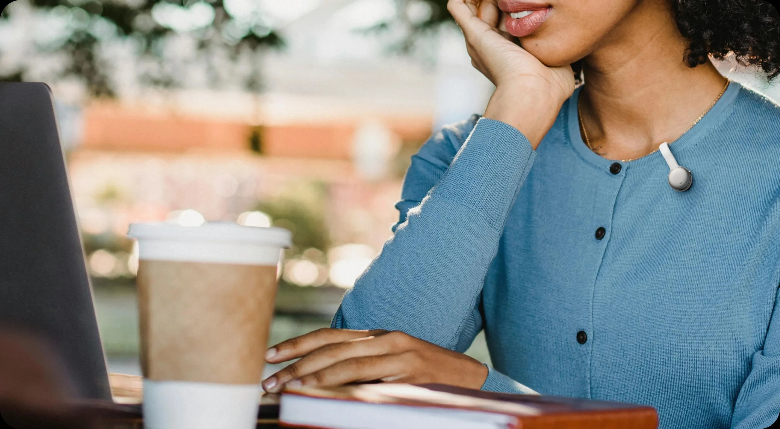 SwitchBot AI MindClip : Le « second cerveau » à clipser qui mémorise tout pour vous