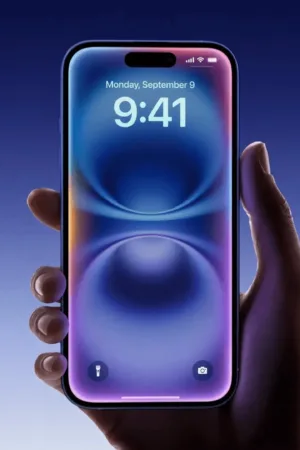 Apple Intelligence : Pourquoi Tim Cook a choisi Gemini pour le futur de Siri ?