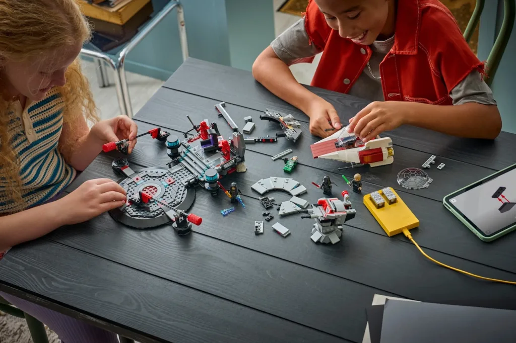 CES 2026 : Lego Smart Brick, la brique connectée qui fait entrer le jeu dans une nouvelle ère 68 75427 Lifestyle build
