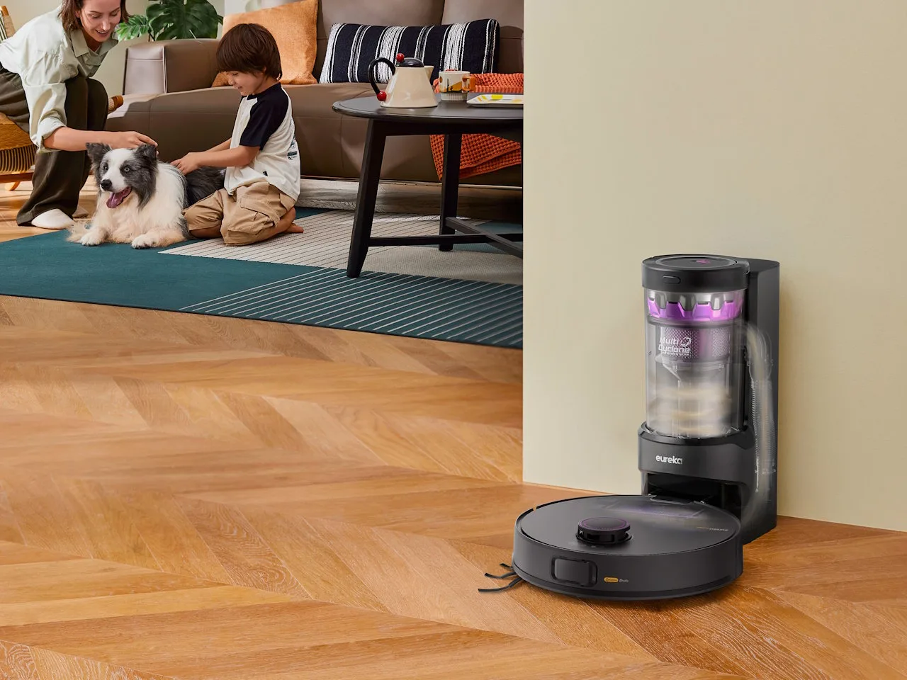 Eureka Z50 : Le robot qui « range » sa serpillière pour protéger vos tapis au CES 2026 57 Eureka launches two robotic vacuum cleaners and a floor steamer stick vacuum c