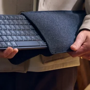 HP EliteBoard G1a : L’ordinateur-clavier Copilot+ qui réinvente le bureau au CES 2026