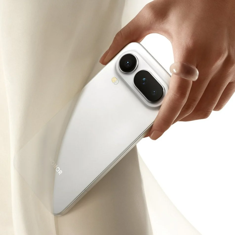 Honor Magic 8 Pro Air : un smartphone compact avec une triple caméra haut de gamme dévoilée par une fuite 65 Honor Magic 8 Pro Air white