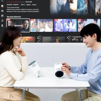 The Freestyle+ : Samsung double la luminosité et injecte de l'IA dans son projecteur nomade