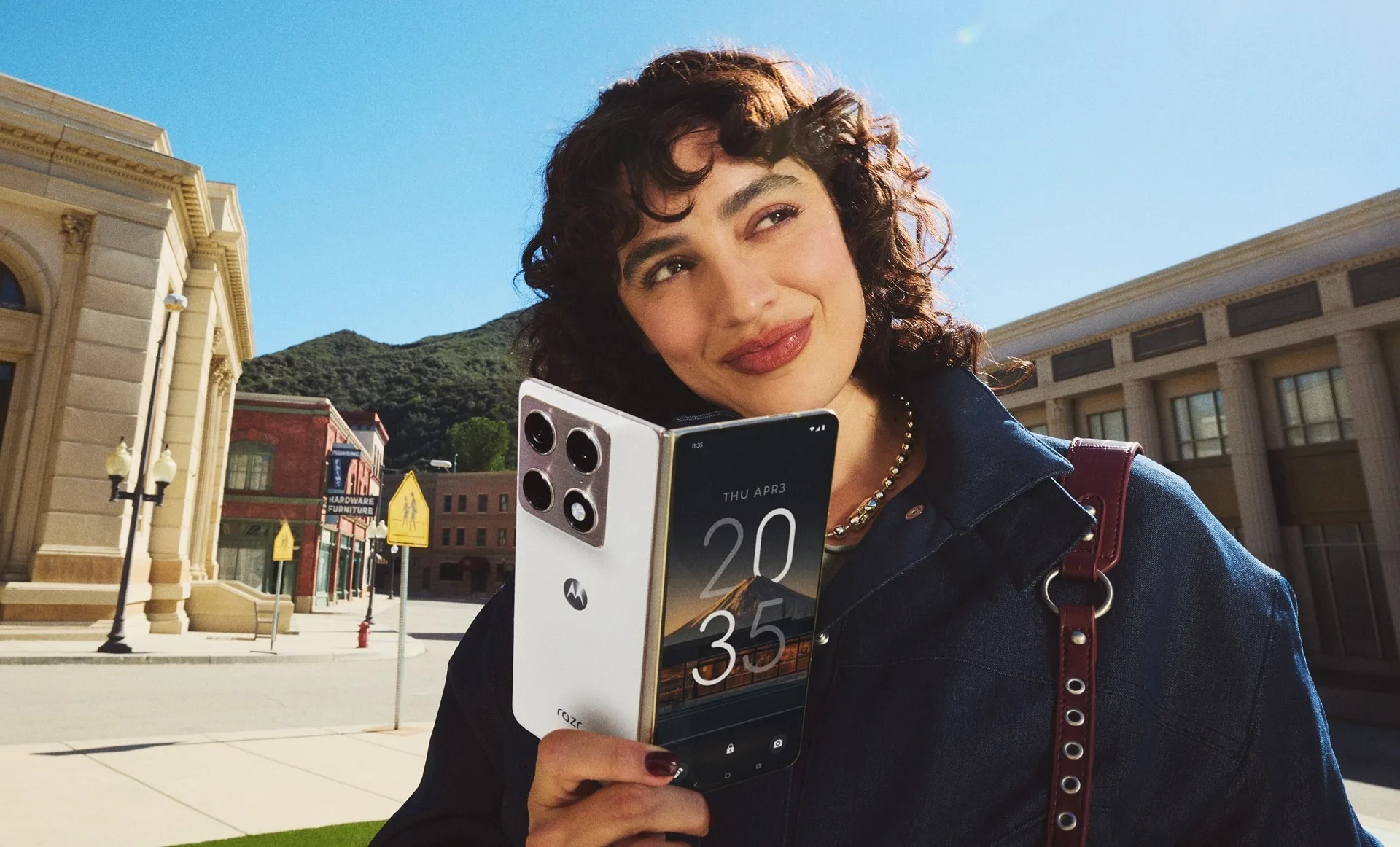 moto razr fold 2026 form factor 5