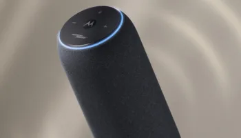 Moto Sound Flow : L’enceinte Motorola « Sound by Bose » qui vous suit à la trace