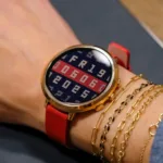 pebble round 2 lifestyle 1 scaled.jpg