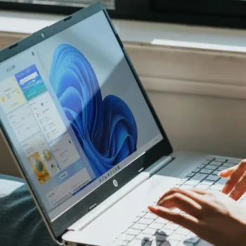 Windows 11 étend la reprise d’activité depuis Android : Spotify, Office et Edge se rapprochent du Handoff d’Apple
