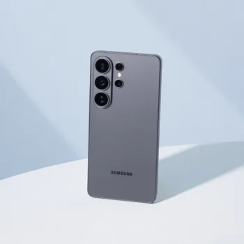 Galaxy S26 Ultra vs Galaxy S25 Ultra : ce qui change vraiment (et pour qui ça vaut le coup)