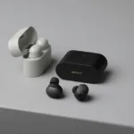 WF 1000XM6 Black PlatinumSilver InSituation Large