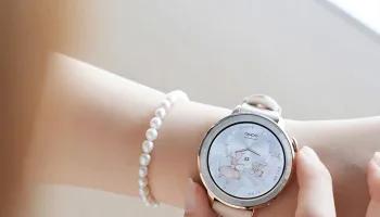 OPPO Watch X3 Mini : Le luxe et la puissance enfin dans un format compact