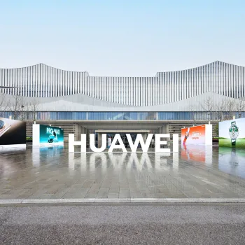 Huawei : He Gang annonce un « retour complet » et reprend la tête du marché