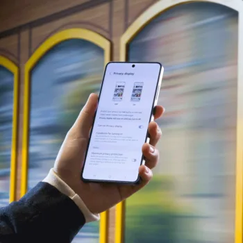 Privacy Display : Comment Samsung rend votre écran invisible pour vos voisins avec son Galaxy S26 Ultra ?