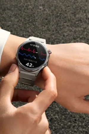 OPPO Watch X3 Mini : Le futur best-seller compact d'OPPO se dévoile