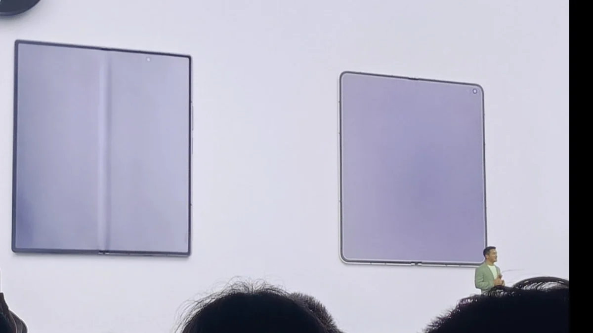 OPPO humilie Samsung : Le Find N6 ridiculise le pli du Galaxy Z Fold 7 en direct