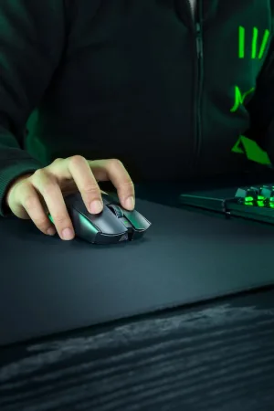 Razer Viper V4 Pro : La souris de 49 g qui veut conquérir l'e-sport en 2026 58 Razer Viper V4 Pro : La souris de 49 g qui veut conquérir l'e-sport en 2026