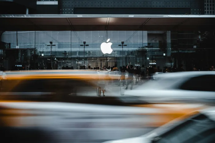 Apple sort le carnet de chèques : Jusqu’à 400 000 dollars de bonus pour garder ses designers