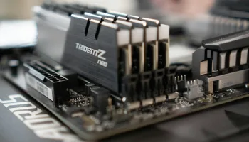 RAM et SSD : pourquoi les prix ne baisseront pas avant 2028 selon Counterpoint