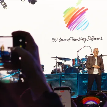 Apple fête ses 50 ans : Tim Cook réactive l'esprit de Steve Jobs